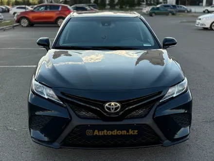 Toyota Camry 2019 года за 10 500 000 тг. в Астана – фото 9