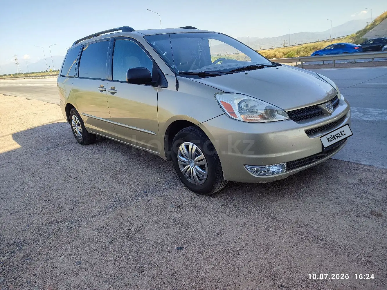 Toyota Sienna, 2005