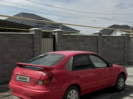 Toyota Corolla 1998 года за 1 300 000 тг. в Алматы – фото 5