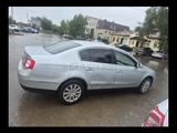 Volkswagen Passat 2006 годаүшін2 200 000 тг. в Костанай – фото 2