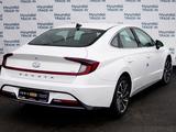 Hyundai Sonata 2022 года за 15 490 000 тг. в Тараз – фото 5