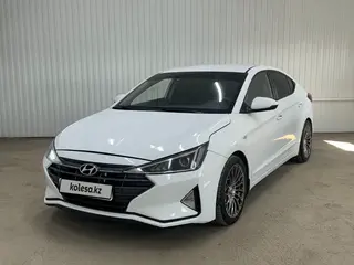 Hyundai Elantra, 2019
