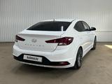 Hyundai Elantra 2019 годаүшін6 041 800 тг. в Астана – фото 3