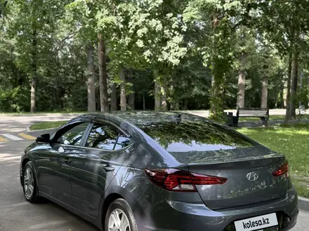 Hyundai Elantra 2019 года за 7 500 000 тг. в Алматы – фото 6