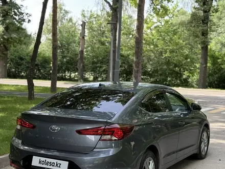 Hyundai Elantra 2019 года за 7 500 000 тг. в Алматы – фото 5