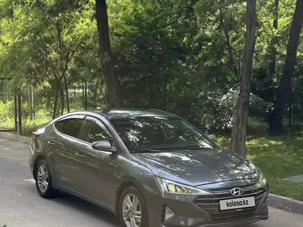 Hyundai Elantra 2019 года за 7 500 000 тг. в Алматы – фото 3