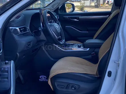 Toyota Highlander 2024 года за 37 000 000 тг. в Уральск – фото 12