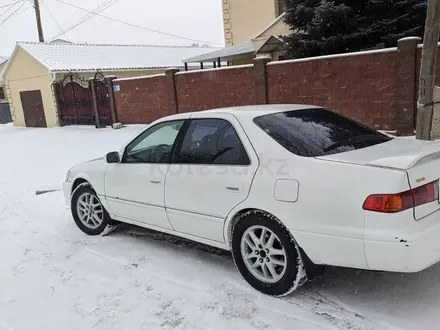 Toyota Camry 2000 годаүшін3 900 000 тг. в Актобе – фото 6