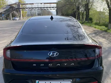 Hyundai Sonata 2022 года за 12 600 000 тг. в Алматы – фото 17