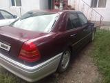 Mercedes-Benz C 200 1995 года за 800 000 тг. в Алматы – фото 2