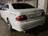 Mercedes-Benz CLK 230 2000 годаfor3 000 000 тг. в Алматы – фото 4