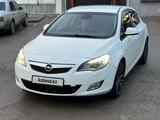 Opel Astra 2012 года за 4 500 000 тг. в Астана