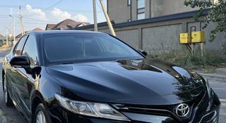 Toyota Camry 2020 года за 13 250 000 тг. в Шымкент