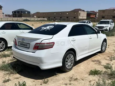 Toyota Camry 2007 года за 3 250 000 тг. в Актау – фото 2