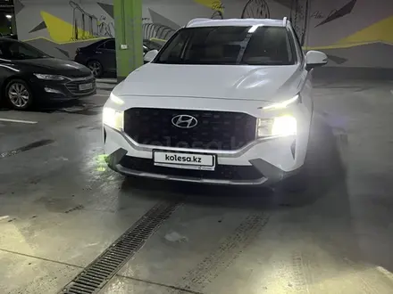 Hyundai Santa Fe 2021 года за 18 500 000 тг. в Нур-Султан (Астана) – фото 3