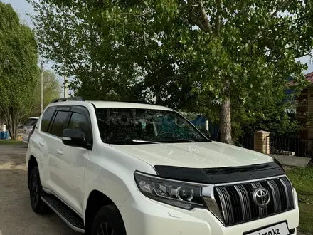 Toyota Land Cruiser Prado 2018 года за 28 000 000 тг. в Актобе – фото 4