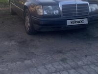 Mercedes-Benz E 230 1992 года за 700 000 тг. в Талдыкорган