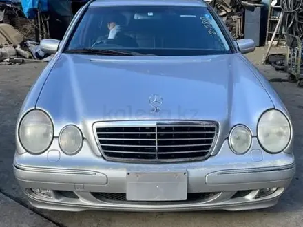 Люк Mercedes-Benz E-CLASS W210 за 60 000 тг. в Астана – фото 2