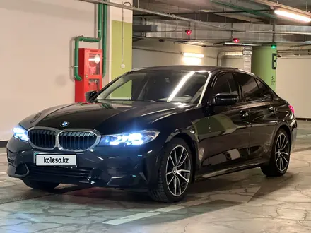 BMW 320 2020 года за 21 000 000 тг. в Алматы – фото 19