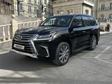 Lexus LX 570 2018 годаfor55 000 000 тг. в Астана