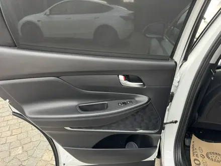 Hyundai Santa Fe 2023 года за 16 600 000 тг. в Алматы – фото 28