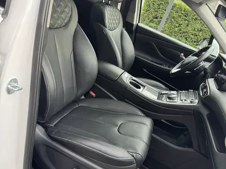 Hyundai Santa Fe 2023 года за 16 600 000 тг. в Алматы – фото 31