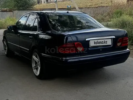 Mercedes-Benz E 230 1996 года за 1 800 000 тг. в Алматы – фото 5