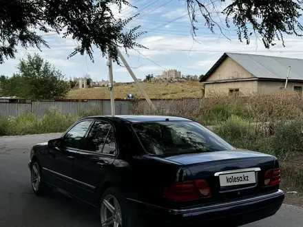 Mercedes-Benz E 230 1996 года за 1 800 000 тг. в Алматы – фото 6