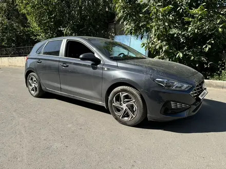 Hyundai i30 2023 года за 8 900 000 тг. в Алматы – фото 2