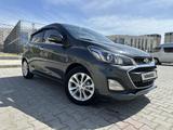 Chevrolet Spark 2019 года за 5 200 000 тг. в Актау – фото 3