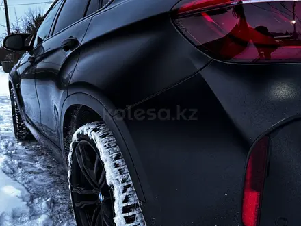 BMW X6 M 2019 года за 32 500 000 тг. в Алматы – фото 10