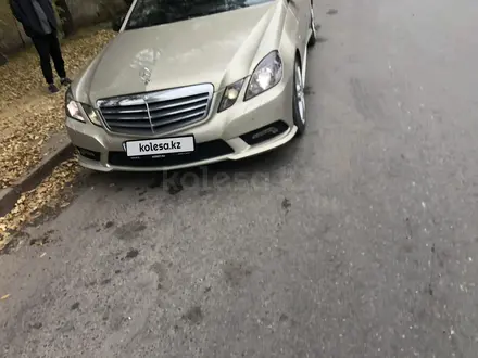 Mercedes-Benz E 200 2010 года за 9 000 000 тг. в Алматы – фото 3