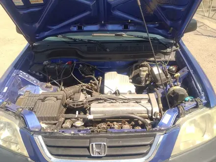Honda CR-V 2000 года за 4 000 000 тг. в Караганда – фото 6
