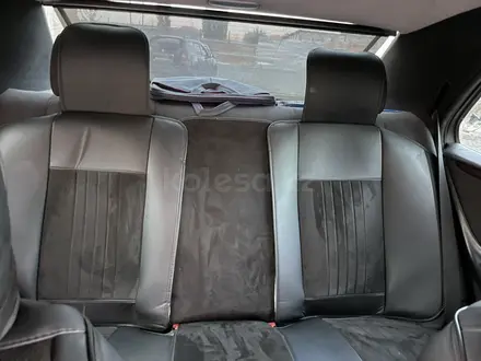 Mercedes-Benz E 230 1996 года за 2 500 000 тг. в Алматы – фото 17