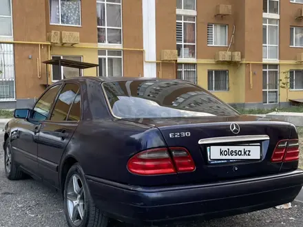 Mercedes-Benz E 230 1996 года за 2 500 000 тг. в Алматы – фото 4