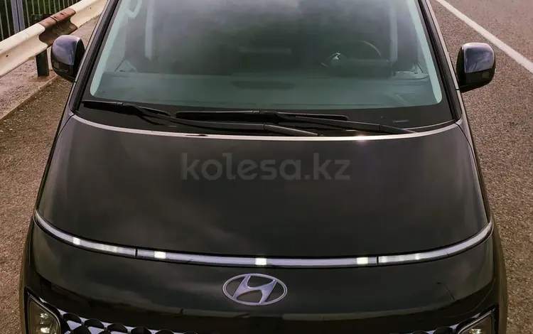 Hyundai Staria 2022 годаүшін24 500 000 тг. в Алматы