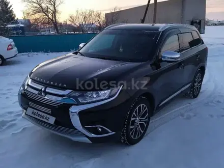 Mitsubishi Outlander 2018 года за 10 250 000 тг. в Кокшетау – фото 3