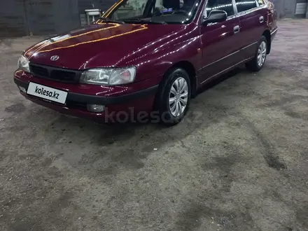 Toyota Carina E 1996 года за 2 100 000 тг. в Тараз