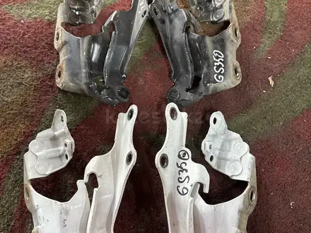 Петли капота на лексус-GS350 за 15 000 тг. в Алматы