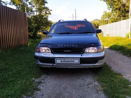 Toyota Caldina 1995 года за 2 100 000 тг. в Усть-Каменогорск