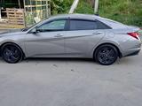 Hyundai Elantra 2021 года за 7 500 000 тг. в Алматы – фото 2