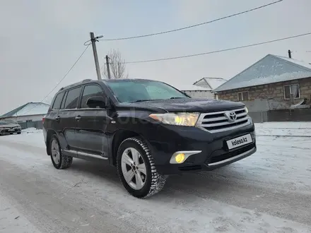 Toyota Highlander 2012 года за 11 680 000 тг. в Астана