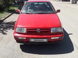 Volkswagen Jetta 1994 годаүшін1 300 000 тг. в Караганда