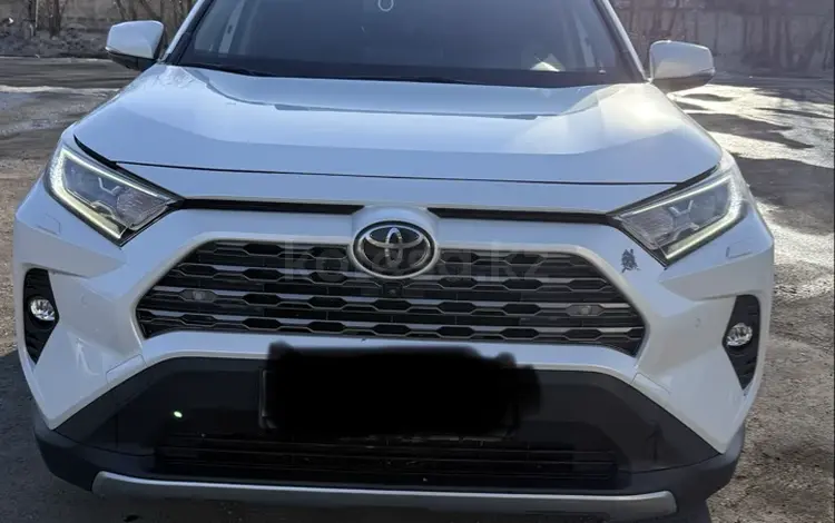Toyota RAV4 2021 годаүшін19 000 000 тг. в Караганда