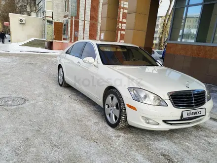 Mercedes-Benz S 500 2007 года за 8 100 000 тг. в Астана – фото 3