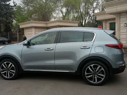 Kia Sportage 2020 года за 11 400 000 тг. в Алматы – фото 8