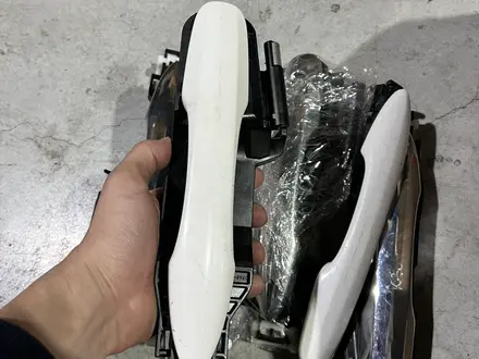 Дверные ручки камри 70 Camry за 1 000 тг. в Алматы