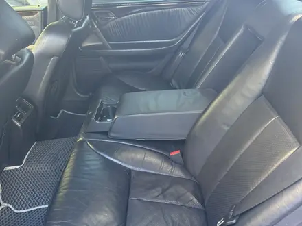 Mercedes-Benz E 320 1997 года за 3 100 000 тг. в Астана – фото 16