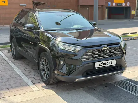 Toyota RAV4 2023 года за 13 500 000 тг. в Алматы – фото 3