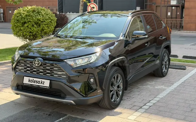 Toyota RAV4 2023 годаүшін13 500 000 тг. в Алматы